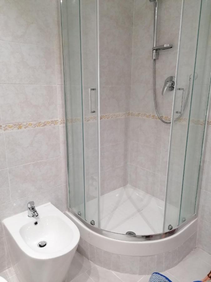 Bed and Breakfast Celine Генуя Экстерьер фото